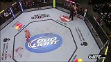 UFC-13年-本周最佳KO：乔丹重拳咄咄逼人 巴里掩面难逃败果（10月14日）-精华