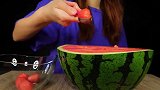 西瓜配上波波的感觉你尝过吗？小姐姐很喜欢！