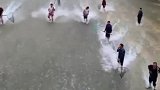 这是什么操作？弄得跟八仙过海似的