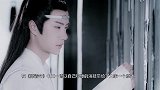 王一博“精灵装”亮相，努力憋笑的样子过分可爱，心都酥了