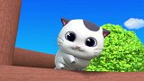 百变校巴：桑迪老师去救猫，猫咪没有听话跑开，老师挂在树枝
