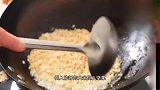 河南大厨在家闲来无事做教你自制米老头，酥脆可口，香甜酥脆！