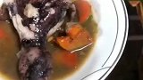 迷你厨房：八爪鱼这样做出来的味道特别香，看着就有食欲