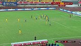 U19任意球再造威胁 小将头球后蹭直奔死角