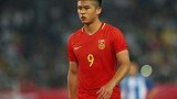 当国安锋霸遇上恒大助攻王 张玉宁加杨立瑜国奥锋线新双雄