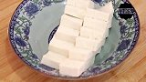 两块豆腐三个鸡蛋，简单一做，大人孩子都爱吃上瘾