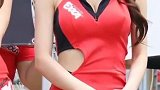 前凸后翘的大美妞！