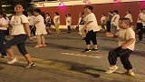 不愧是奶奶带大的，儿子这动作和表情，都可以出山了！