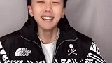 手机之间的战争，苹果说出自己的优点后，所有手机都笑了！