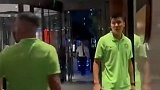 如何评价？张玉宁王刚赛后与国安球迷激烈冲突