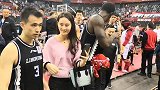 【PP体育在现场】猝不及防！长腿美女主动搭讪 赵继伟一脸懵
