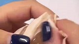 女子剥柚子一点皮都没，看着好解压
