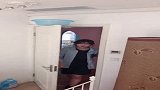 钟婷开心自己没有被整到，下一秒尴尬了，原来在这等着呢！