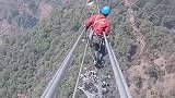 难怪兄弟月月奖金这么高，看完眼前这一幕后，结完婚都这么拼吗