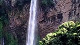 一条藏在湖南湘西大山深处的瀑布