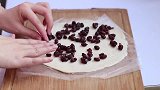 挑战手抓饼的100种吃法，香甜可口红豆酥，颜值与美味并存