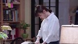 外科风云：庄恕和晨曦气氛僵持地收拾东西，两人决定把事情说清楚