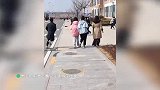 学校社死现场，溢出屏幕的尴尬