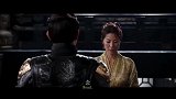 杨紫琼念一种古老的语言，李连杰虽然听不懂，但是听完后神清气爽