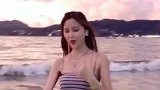 这个视频火了，妹子在海边跳舞，风景和舞姿都很赞哦！