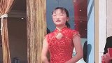 同样是迎宾，气质明显不一样，如果你是老板会更喜欢哪一个呢