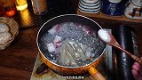魔芋是什么做的，魔芋是用天南星科的植物的块茎制作而成