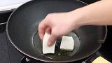 我家孩子吃不腻的一锅白菜粉丝煲，营养好吃，每次吃都当饭吃到饱