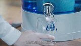 净水器的过滤功能有多强大？老外亲测，看看这饮料的下场就知道！