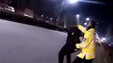 山西一男子毒驾遇交警设卡弃车就跑 街头上演“警匪追逐”