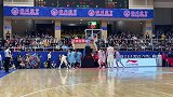 【PP体育在现场】脸对脸喷垃圾话！新疆四川双外援冲突