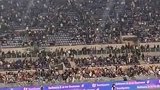 实拍卢卡库赛后挑衅激怒多纳鲁马 两人激烈对峙