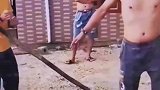 千万别吓会武功的男人