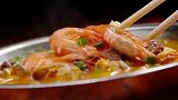广西特色蟹仔粉，嗦一口螃蟹喝一口汤，又鲜又甜太满足丨早餐中国