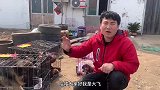 狗市的“砍价狂人”跑遍整个狗市，帮粉丝们淘狗子，个个都是精品