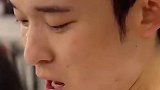董子健暴瘦40斤  董子健 明星瘦得快并不是体质特殊，是对自己足够狠呢，相当敬业啦