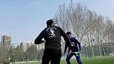 空中牛尾巴甩掉你的防守队员