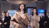 丫头赶饭局来了，哈哈，饭前要有仪式感