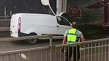 开车神操作，一个比一个牛