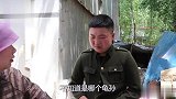 憨货上完厕所电动车不见了，边走边骂偷车贼，太逗了