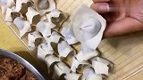 今天解锁馄饨的独家包法，不散不裂颜值高，看着它口水完全忍不住
