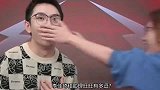 李佳琦和助理旺旺有多逗当众提醒老板没辣拉链，被暴露超高工资