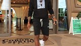 NBA总决赛来了！老詹领衔湖人众将抵达球馆