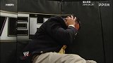 WWE-17年-经典时刻：NXT解说员辱骂丹尼尔遭追打 米兹挑衅再引混乱互殴-精华