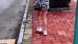 下次想装嫩，麻烦把身份证的年龄也修改一下！