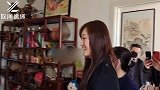 物是人非找无趣陈亚男携父母返回朱楼村，全程笑脸无人搭理好尴尬
