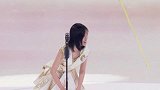 鞠婧祎真不是颜值担当吗？背带裤搭配高马尾，网友：清新感真绝了