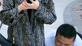 小哥哥，太坏了！吓我一跳