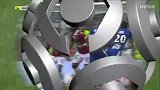 第80分钟斯特拉斯堡球员斯特凡·米特罗维奇射门