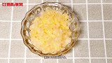 红姐私家菜：天凉了，来一碗营养又美颜的银耳莲子羹吧