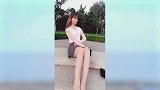 女人出街包包可以不戴，但是不能少了丝袜，轻松释放魅力